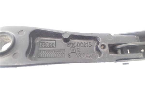 Recambio de brazo limpiaparabrisas delantero derecho para jeep cherokee (kj) 2.5 crd básico referencia OEM IAM 80000218 3AS12U 