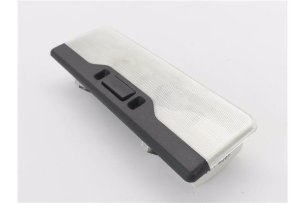 Recambio de luz delantero central techo para bmw serie 3 compacto (e46) 2.0 318ti referencia OEM IAM 8364928 2JA007712 