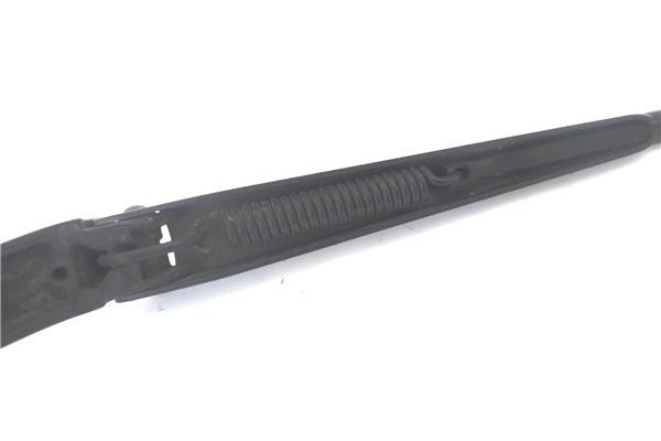 Recambio de brazo limpiaparabrisas delantero derecho para opel zafira b 1.9 enjoy referencia OEM IAM 13145564  