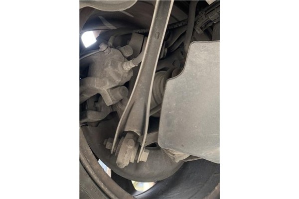 Recambio de mangueta trasero derecha para bmw serie 1 berlina 5p (f20) 2.0 116d referencia OEM IAM 33326792516  