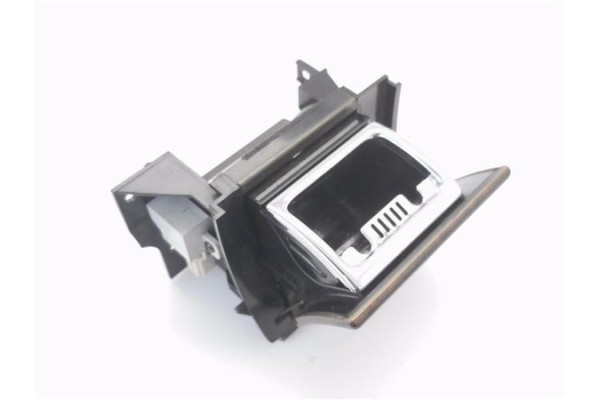 Recambio de cenicero para nissan maxima qx (a32) 2.0 referencia OEM IAM K6662240U00  