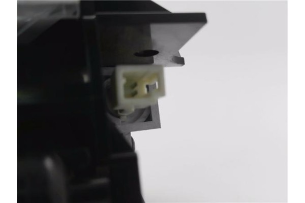 Recambio de cenicero para nissan maxima qx (a32) 2.0 referencia OEM IAM K6662240U00  