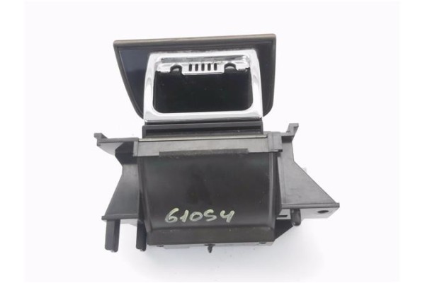 Recambio de cenicero para nissan maxima qx (a32) 2.0 referencia OEM IAM K6662240U00  