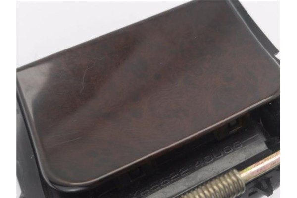 Recambio de cenicero para nissan maxima qx (a32) 2.0 referencia OEM IAM K6662240U00  