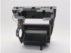 Recambio de embellecedor consola central para nissan maxima qx (a32) 2.0 referencia OEM IAM 6826044U1U 2852540U01 