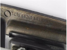 Recambio de embellecedor consola central para nissan maxima qx (a32) 2.0 referencia OEM IAM 6826044U1U 2852540U01 
