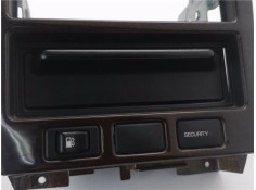 Recambio de embellecedor consola central para nissan maxima qx (a32) 2.0 referencia OEM IAM 6826044U1U 2852540U01 