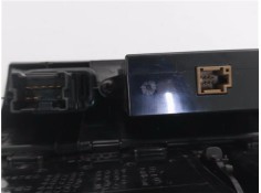 Recambio de rejilla entrada de aire para nissan maxima qx (a32) 2.0 referencia OEM IAM 6875040U00 6875044U00 