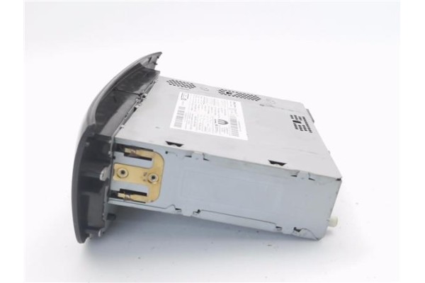 Recambio de autoradio para opel combo d 1.3 selection l2h1 referencia OEM IAM 28533580 520594880 