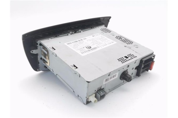 Recambio de autoradio para opel combo d 1.3 selection l2h1 referencia OEM IAM 28533580 520594880 