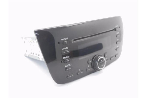 Recambio de autoradio para opel combo d 1.3 selection l2h1 referencia OEM IAM 28533580 520594880 