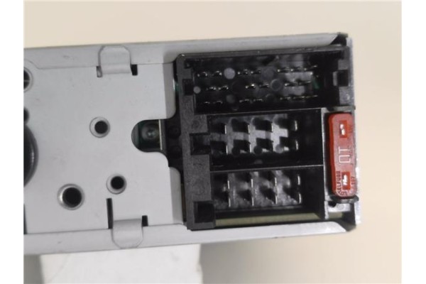 Recambio de autoradio para opel combo d 1.3 selection l2h1 referencia OEM IAM 28533580 520594880 