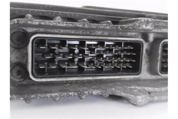 Recambio de centralita para iveco daily camión/volquete 2.8 35 - c 13 caja abierta referencia OEM IAM 500332361 281001537 