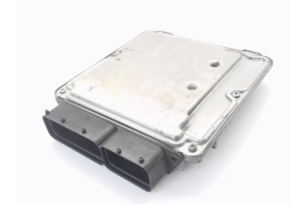 Recambio de centralita para seat leon (1p1) 1.9 tdi referencia OEM IAM 03G906016AK 281011884 