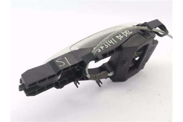 Recambio de maneta exterior delantero derecha para bmw serie 1 berlina 5p (f20) 2.0 116d referencia OEM IAM 51217297750 51217242