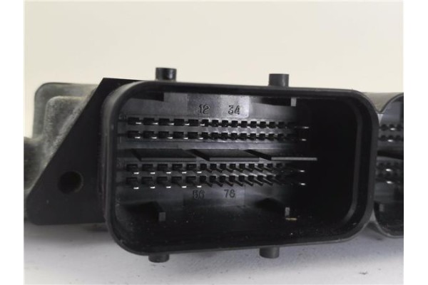 Recambio de centralita para hyundai i30 (fd) 1.6 crdi referencia OEM IAM 391052A760 281015213 