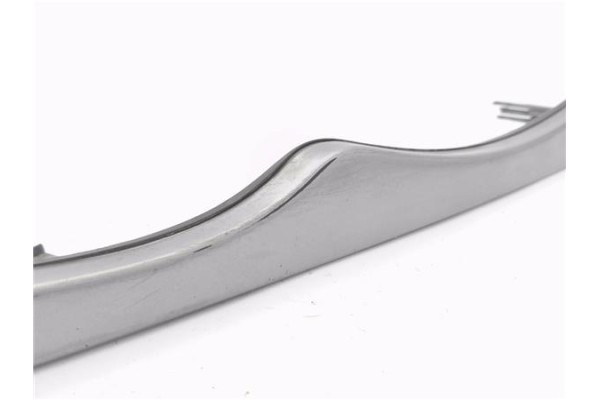 Recambio de cerquillo faro para bmw serie 3 compacto (e46) 2.0 318ti referencia OEM IAM 51137030554 11460913 