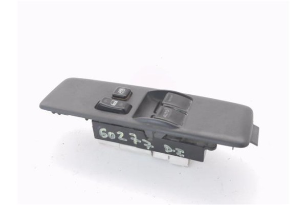 Recambio de mando elevalunas delantero izquierdo para toyota rav 4 i (sxa1_) 2.0 16v referencia OEM IAM 8482042030  