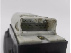 Recambio de mando elevalunas delantero izquierdo para toyota rav 4 i (sxa1_) 2.0 16v referencia OEM IAM 8482042030  