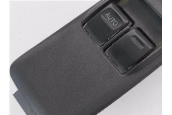 Recambio de mando elevalunas delantero izquierdo para toyota rav 4 i (sxa1_) 2.0 16v referencia OEM IAM 8482042030  