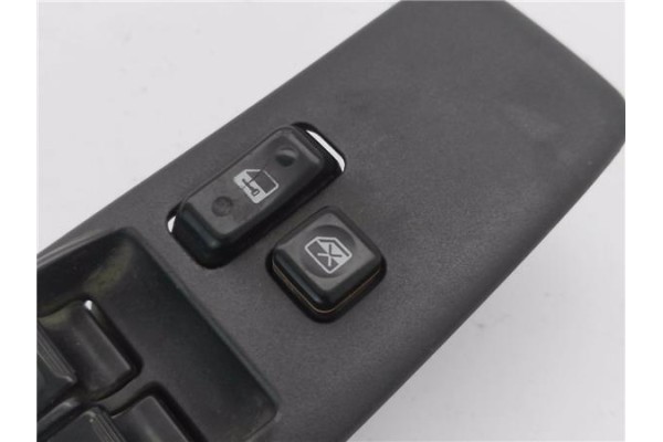 Recambio de mando elevalunas delantero izquierdo para toyota rav 4 i (sxa1_) 2.0 16v referencia OEM IAM 8482042030  