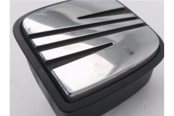 Recambio de maneta exterior porton para seat leon (1p1) 1.9 tdi referencia OEM IAM 5P0827565C 5P0827565D 