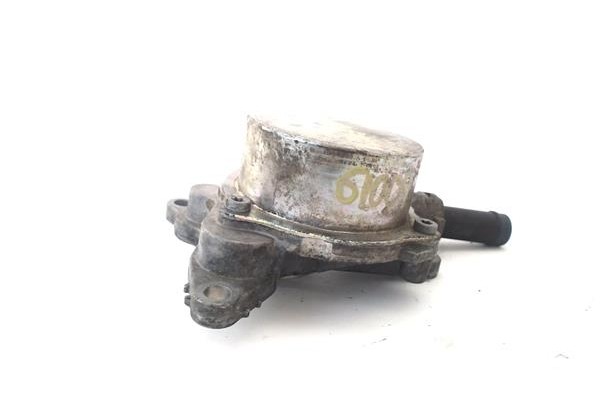 Recambio de depresor freno para renault master iii combi 2.3 l2h2 3,5t referencia OEM IAM 8201163444 211014 