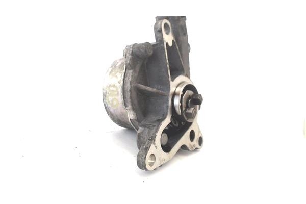 Recambio de depresor freno para renault master iii combi 2.3 l2h2 3,5t referencia OEM IAM 8201163444 211014 
