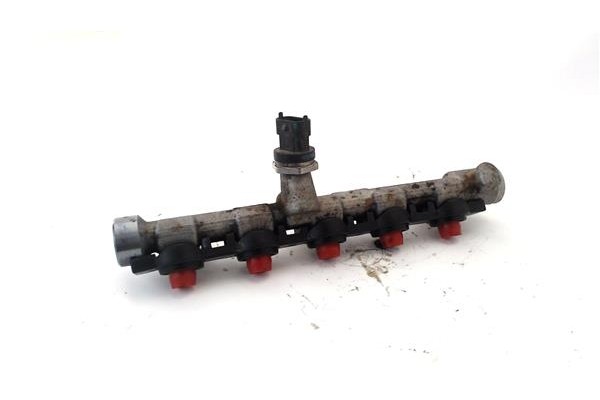 Recambio de rampa inyectores para renault master iii combi 2.3 l2h2 3,5t referencia OEM IAM 0445214258 175215697R 