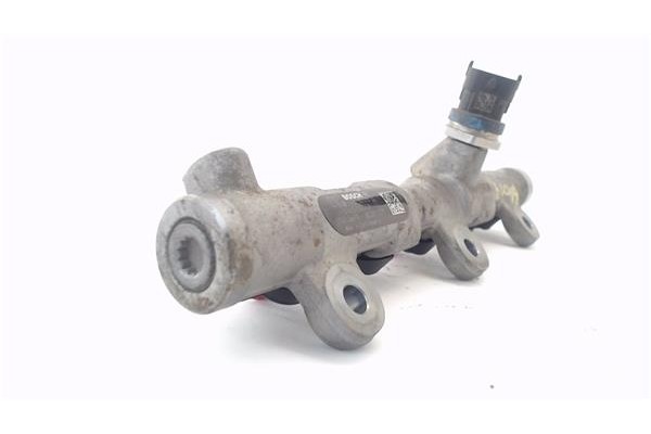 Recambio de rampa inyectores para renault master iii combi 2.3 l2h2 3,5t referencia OEM IAM 0445214258 175215697R 