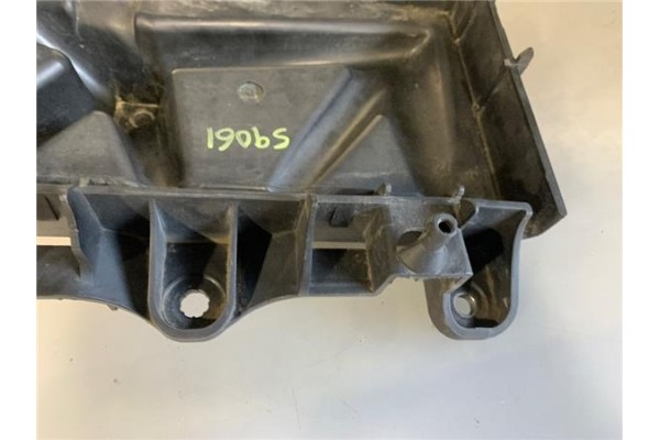 Recambio de soporte bateria para seat ibiza berlina (6j5) 1.9 tdi referencia OEM IAM 6Q0915331D  