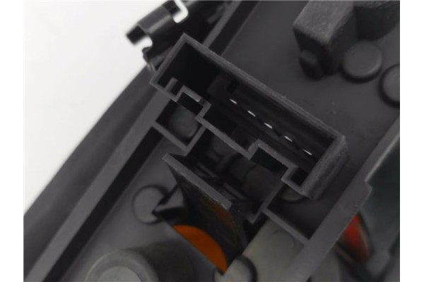 Recambio de piloto trasero derecho para mini mini (r50,r53) 1.6 cooper referencia OEM IAM 63216911898  