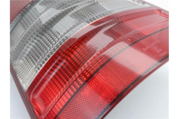 Recambio de piloto trasero derecho para mercedes-benz clase m (bm 163) 2.3 230 (163.136) referencia OEM IAM A1638200264  