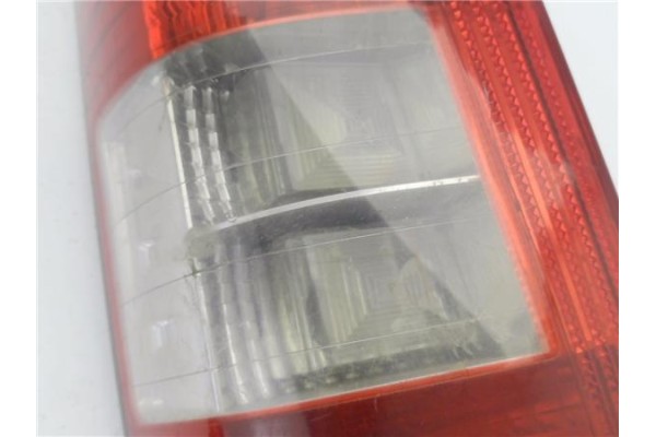 Recambio de piloto trasero izquierdo para citroen berlingo 2.0 hdi collection combi referencia OEM IAM 9657977080 9657976880 