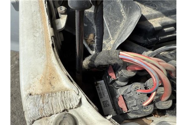 Recambio de centralita encendido para bmw serie 1 berlina 5p (f20) 2.0 116d referencia OEM IAM V5929615001  