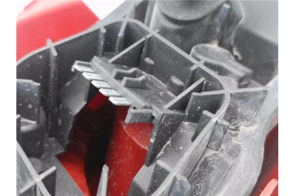 Recambio de piloto trasero izquierdo para opel corsa d 1.3 navi referencia OEM IAM 89038960A  