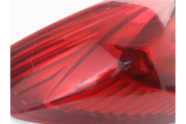 Recambio de piloto trasero izquierdo para opel corsa d 1.3 navi referencia OEM IAM 89038960A  