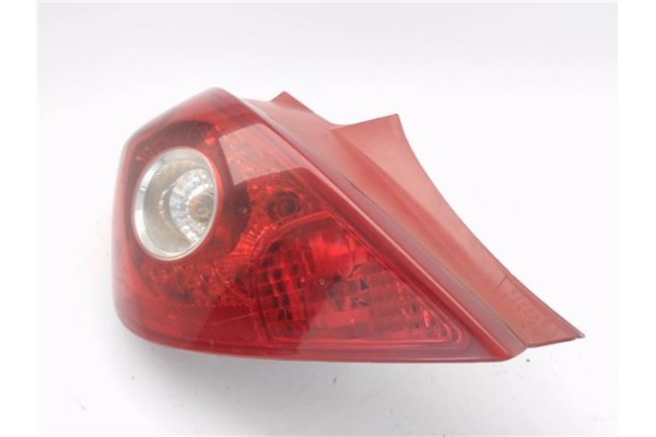 Recambio de piloto trasero izquierdo para opel corsa c 1.3 blue line referencia OEM IAM 13186350 89038960A 