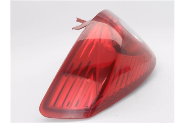 Recambio de piloto trasero izquierdo para opel corsa c 1.3 blue line referencia OEM IAM 13186350 89038960A 