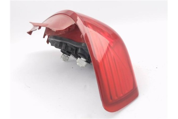 Recambio de piloto trasero izquierdo para opel corsa c 1.3 blue line referencia OEM IAM 13186350 89038960A 