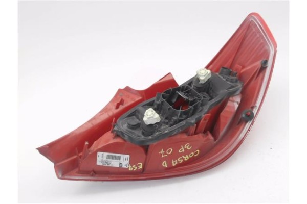 Recambio de piloto trasero izquierdo para opel corsa c 1.3 blue line referencia OEM IAM 13186350 89038960A 