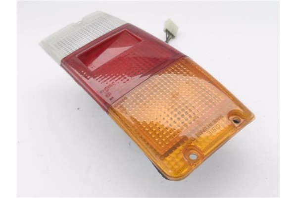 Recambio de piloto trasero izquierdo para nissan vanette (c220) 2.0 vanette bus slx diesel referencia OEM IAM 67732740  