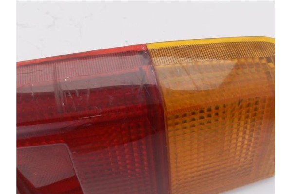 Recambio de piloto trasero izquierdo para nissan vanette (c220) 2.0 vanette bus slx diesel referencia OEM IAM 67732740  