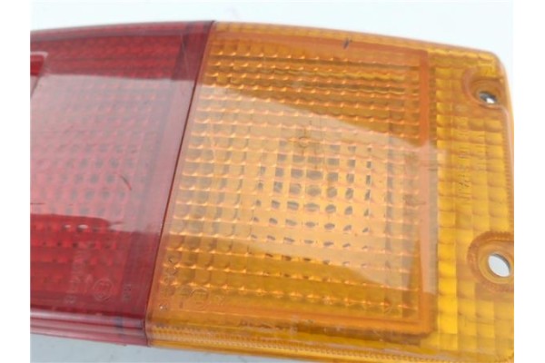 Recambio de piloto trasero izquierdo para nissan vanette (c220) 2.0 vanette bus slx diesel referencia OEM IAM 67732740  