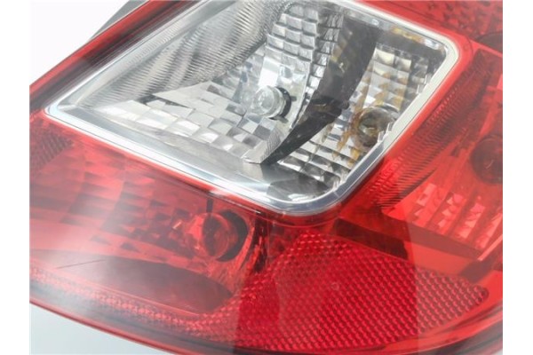 Recambio de piloto trasero derecho para opel corsa d 1.2 cmon referencia OEM IAM 13269051 89392996 