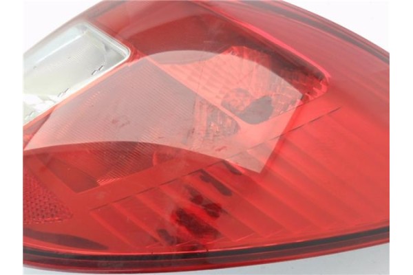 Recambio de piloto trasero derecho para opel corsa d 1.2 cmon referencia OEM IAM 13269051 89392996 