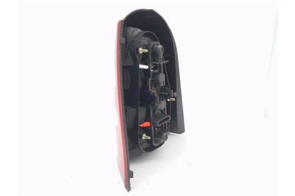 Recambio de piloto trasero derecho para mercedes-benz clase a (bm 168) 1.4 140 (168.031) referencia OEM IAM 1688202864R  