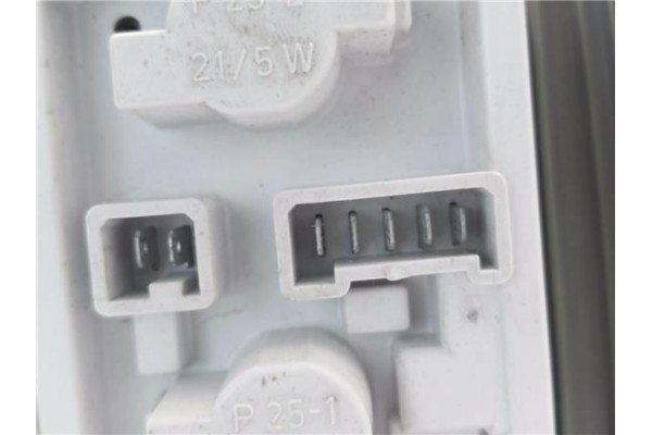 Recambio de piloto trasero izquierdo para citroen c 15 1.8 d referencia OEM IAM 2057160588  