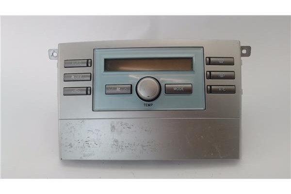 Recambio de mandos climatizador para toyota corolla verso (r1) 2.2 d-4d referencia OEM IAM 559020F010  