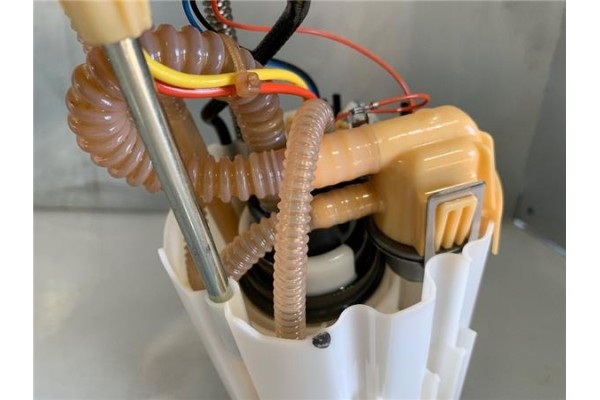 Recambio de bomba combustible para volkswagen t6 transporter furgón/combi (sg) 2.0 kombi 4motion referencia OEM IAM 7E0919050G 5